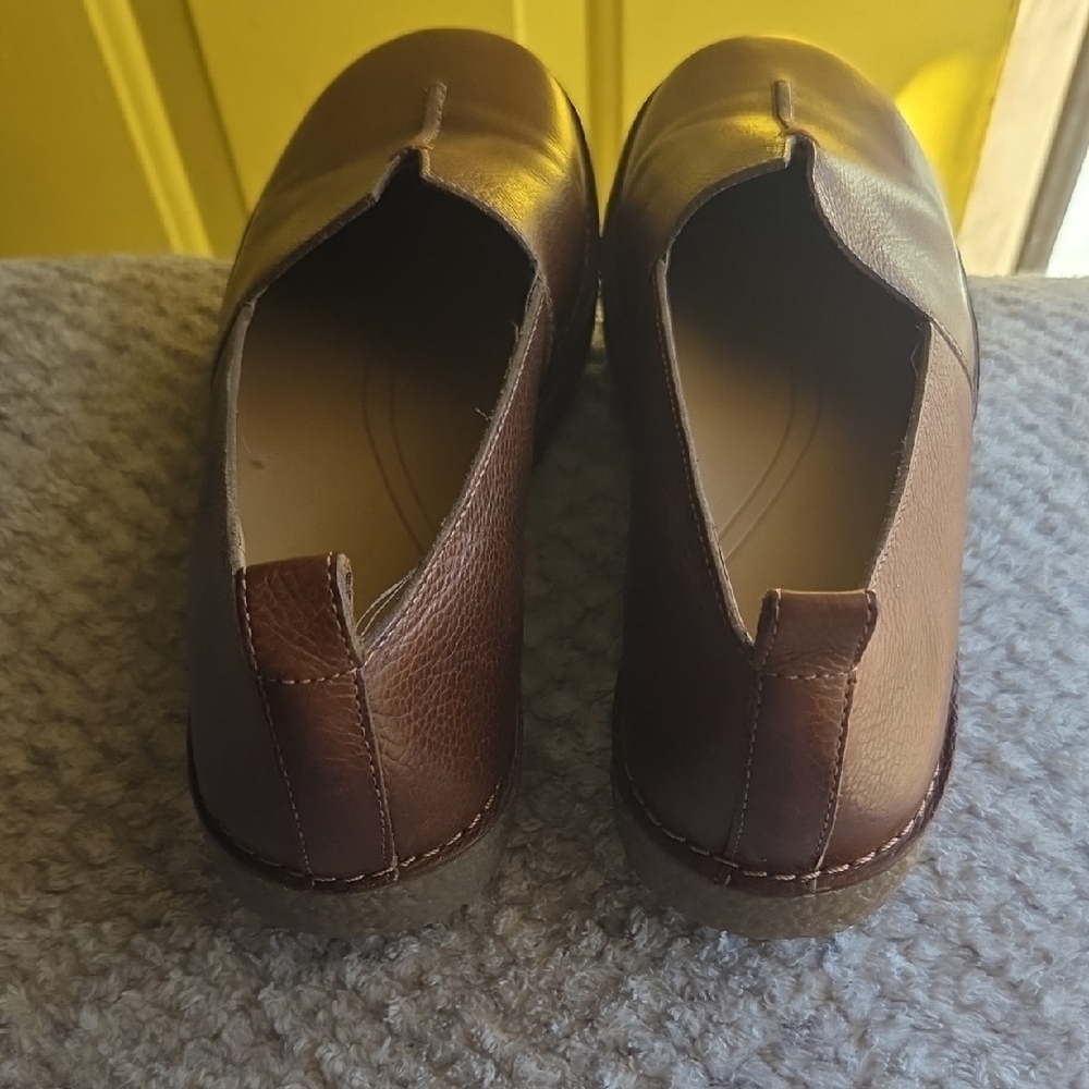 🤎 Rockport Women's Brown Leather Slip-On Loafers - Picture 4 of 6